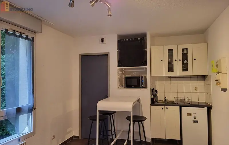 Studio meublé 20m² Mulhouse centre - Meublé, étage 2/4 - Photo 2