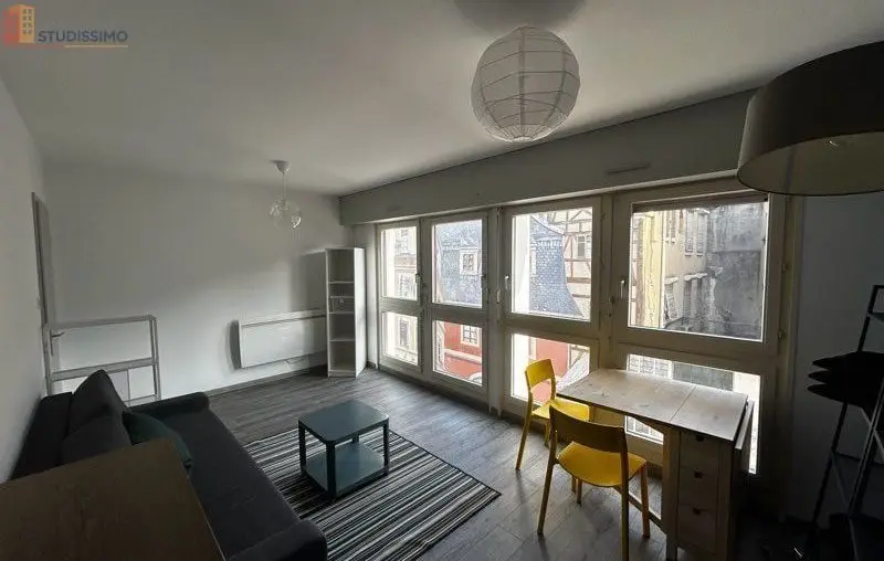Studio meublé 31m² Mulhouse centre - Calme, proche piétonnier - Photo 1