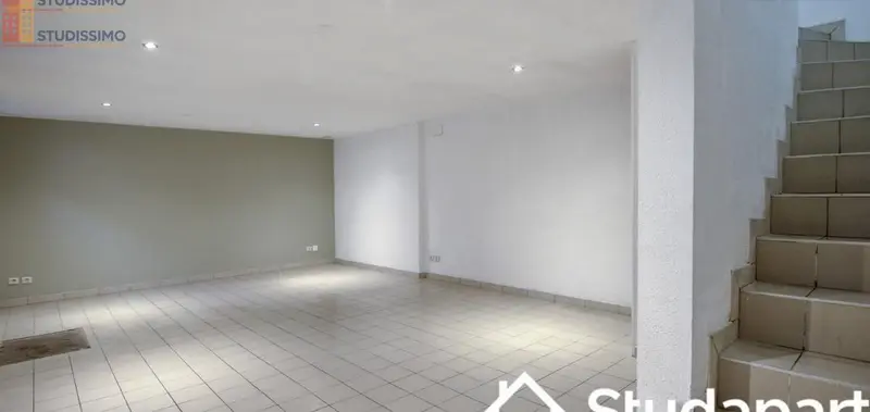 Studio meublé 11m² Strasbourg centre - Calme, lumineux - Photo 3