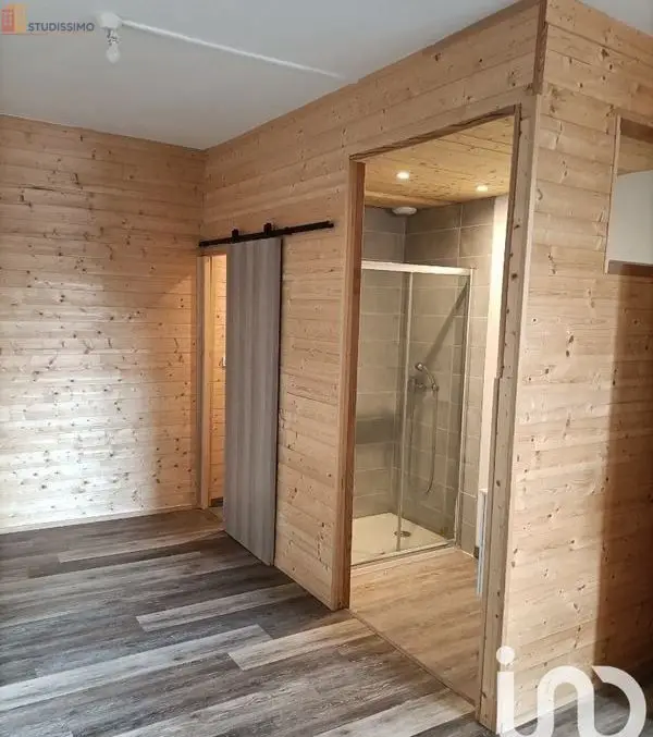 Studio 27m² Crest - 1er étage, DPE F - Photo 2