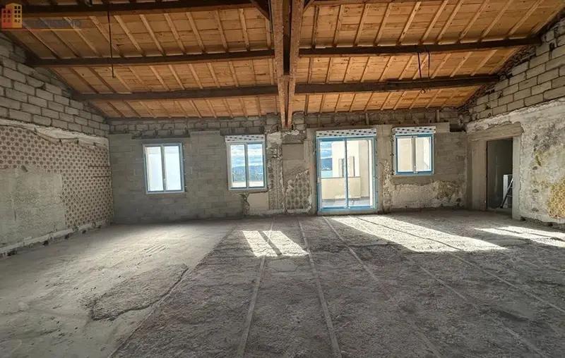Studio 97m² Montélimar - Surface rare, lumineux - Photo 2