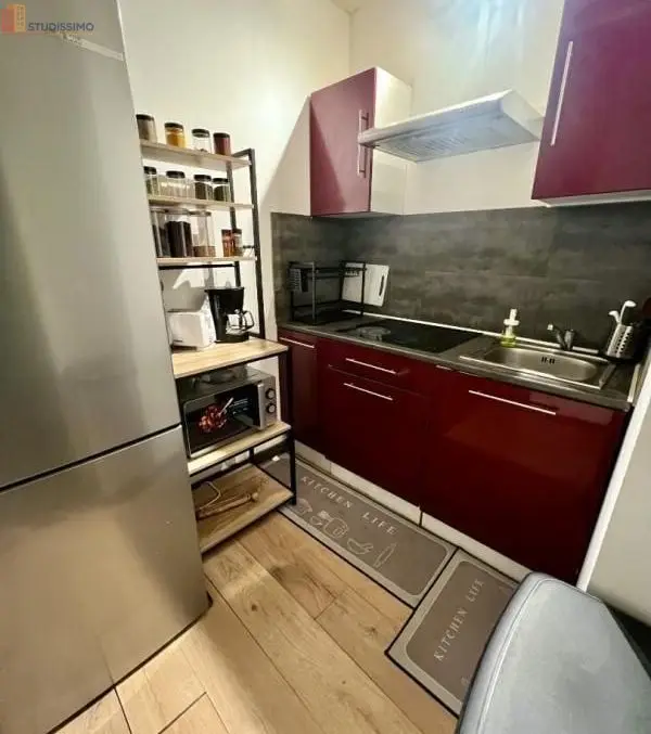 Studio meublé 11m² Strasbourg centre - Étage élevé, lumineux - Photo 3