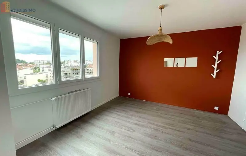Studio 30m² Clermont-Ferrand 63000 - Grand, parking disponible - Photo 2