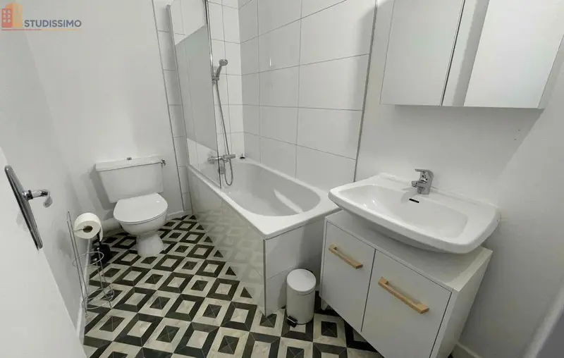 Studio 30m² Clermont-Ferrand 63000 - Grand, parking disponible - Photo 1