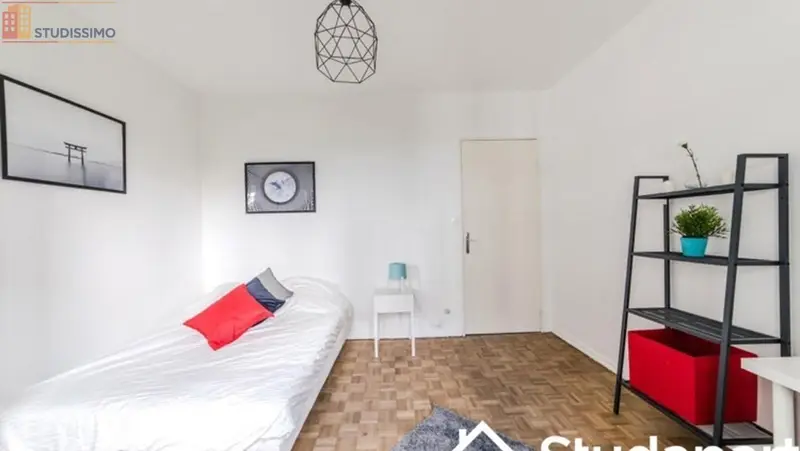 Studio meublé 15m² Strasbourg centre - Calme, lumineux - Photo 3