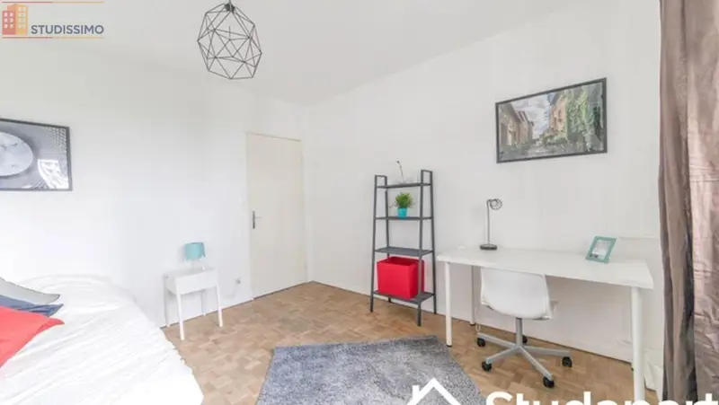 Studio meublé 15m² Strasbourg centre - Calme, lumineux - Photo 1