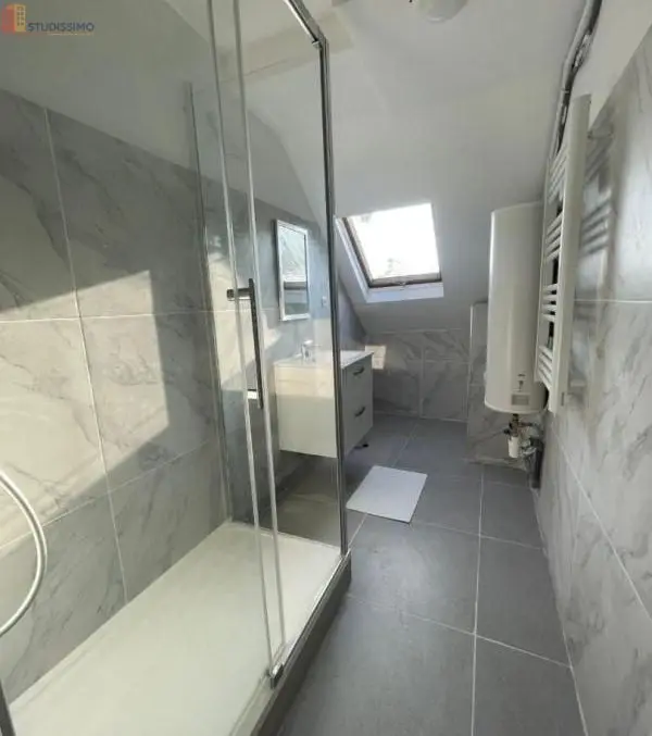 Studio meublé 10m² Strasbourg centre - Lumineux, 5e étage - Photo 1