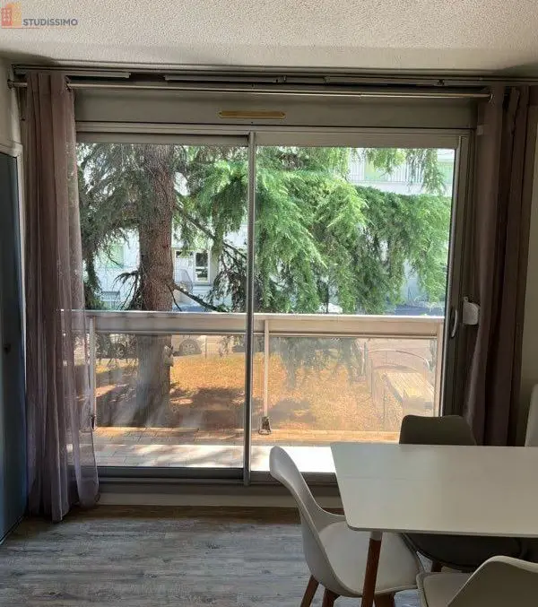 Studio meublé 22m² Clermont-Ferrand 63000 - Terrasse, parking privatif - Photo 2