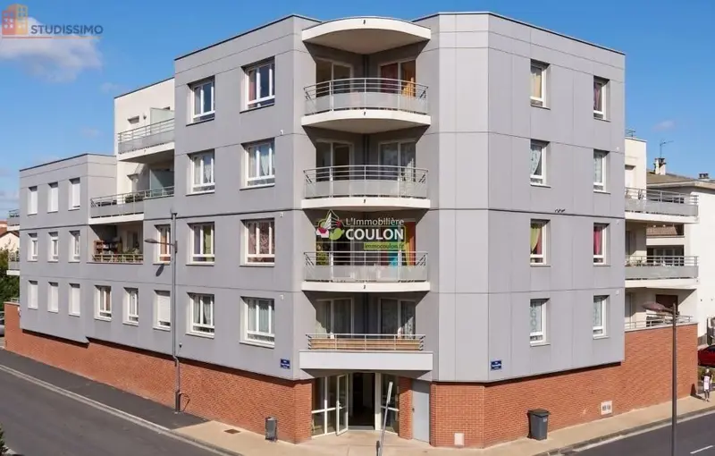 Studio 26m² Clermont-Ferrand - 2e étage, DPE C - Photo 2