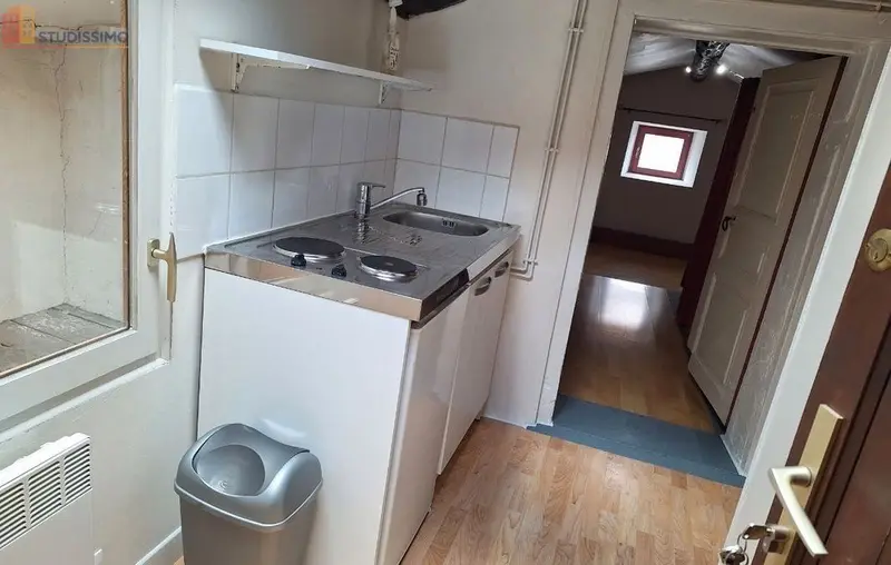 Studio 22m² Clermont-Ferrand 63100 - 2e étage, lumineux - Photo 2