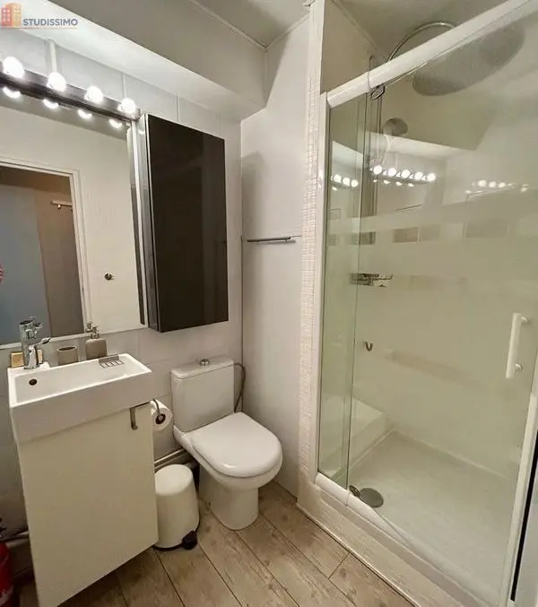 Studio meublé 17m² Strasbourg 67000 - Étage élevé, DPE B - Photo 1