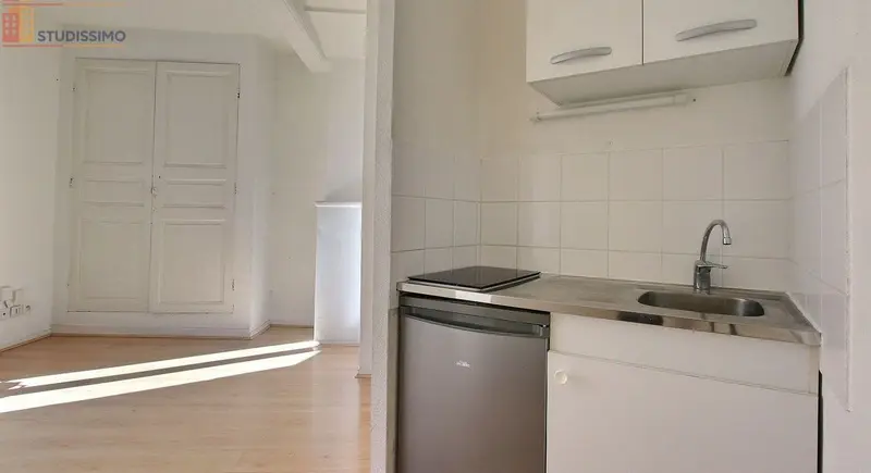 Studio 27m² Clermont-Ferrand - 1er étage, lumineux - Photo 3