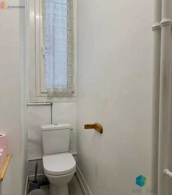 Studio meublé 12m² Strasbourg centre - Calme, fonctionnel - Photo 2
