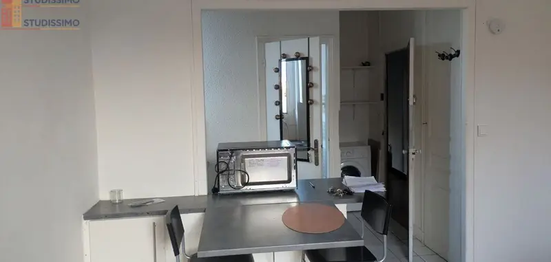 Studio 25m² Clermont-Ferrand 63000 - Étage élevé, lumineux - Photo 2