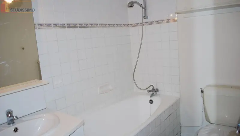 Studio 27m² Clermont-Ferrand centre - Proche école de coiffure - Photo 1