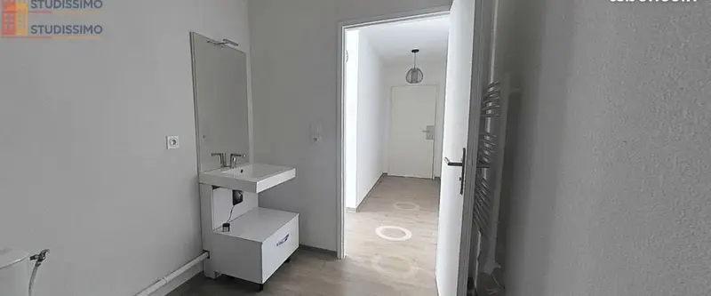 Studio meublé 32m² Clermont-Ferrand - Lumineux, meublé - Photo 1
