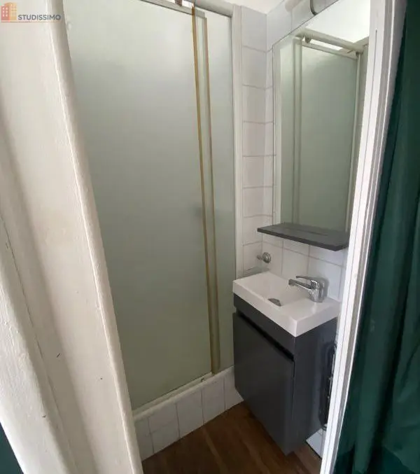 Studio 11m² Clermont-Ferrand 63000 - Meublé, étage 3/6 - Photo 1