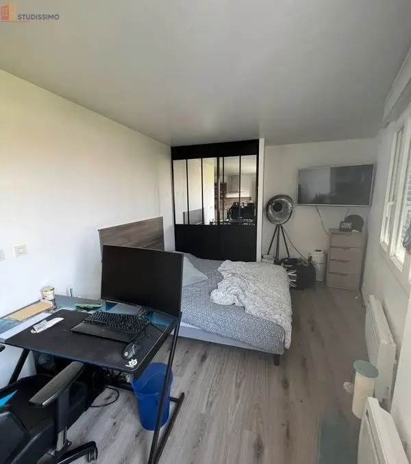 Studio meublé 35m² Clermont-Ferrand 63000 - Place de parking - Photo 2