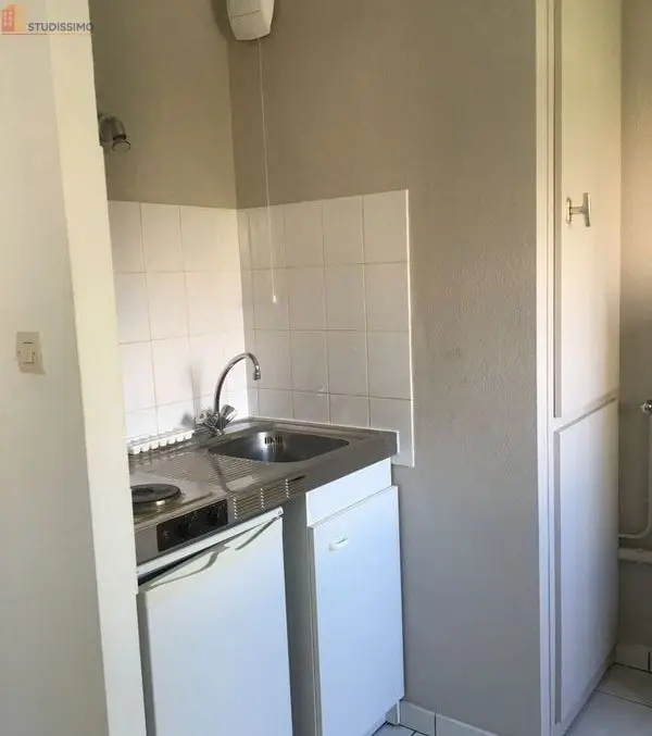 Studio meublé 22m² Strasbourg Neudorf - Meublé, lumineux - Photo 1