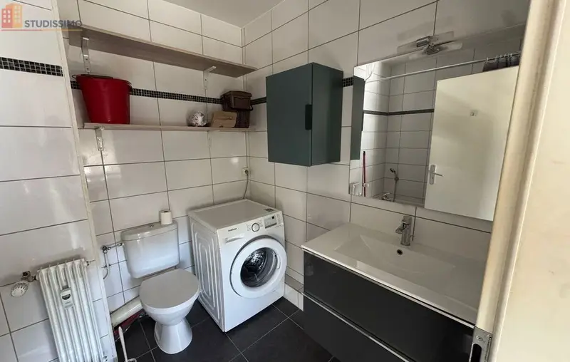 Studio meublé 23m² Strasbourg - 1er étage, lumineux - Photo 2