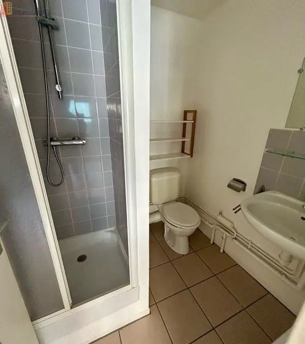 Studio 22m² Clermont-Ferrand 63000 - Résidence sécurisée - Photo 2