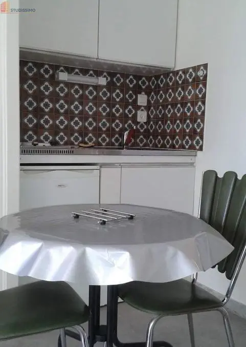 Studio 18m² Clermont-Ferrand - Meublé, dernier étage - Photo 2