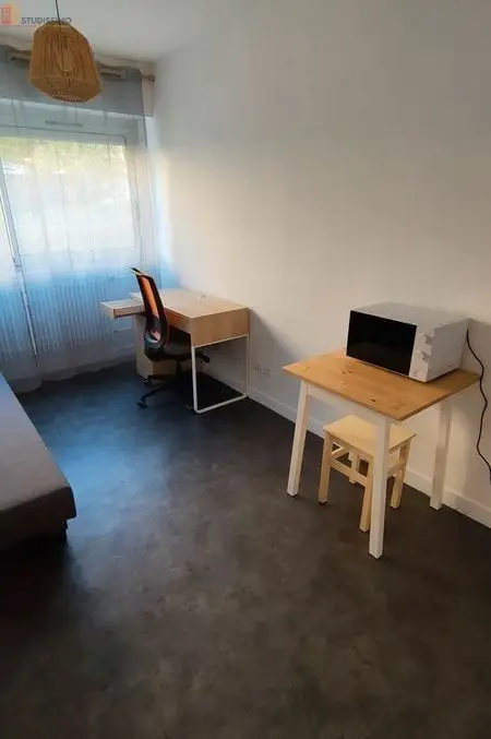 Studio meublé 16m² Clermont-Ferrand 63000 - Meublé, cosy - Photo 2