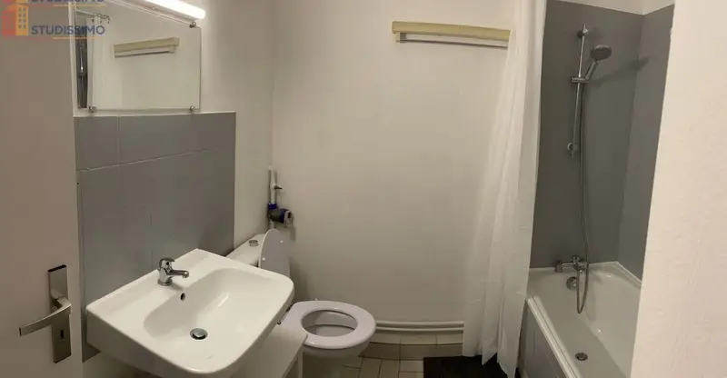 Studio meublé 24m² Strasbourg - Meublé, 2e étage - Photo 1