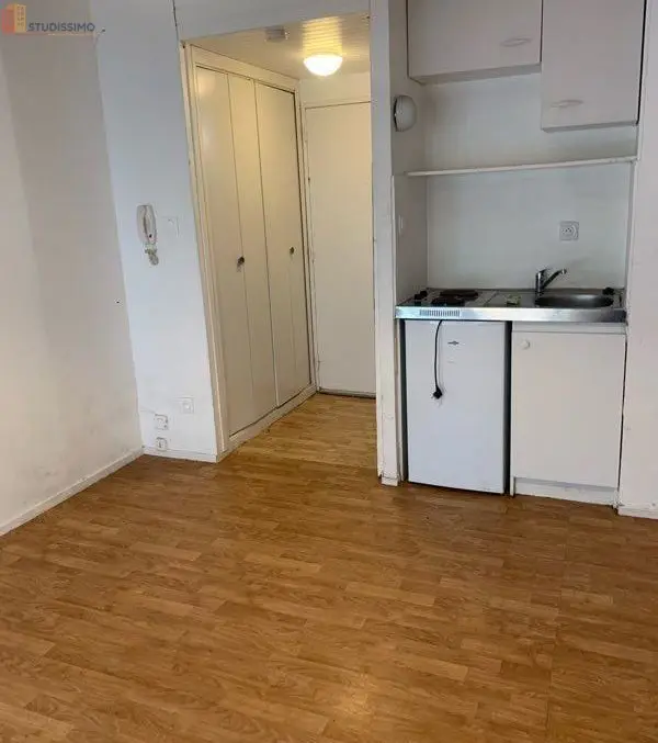 Studio 20m² Strasbourg centre - 1er étage, lumineux - Photo 2