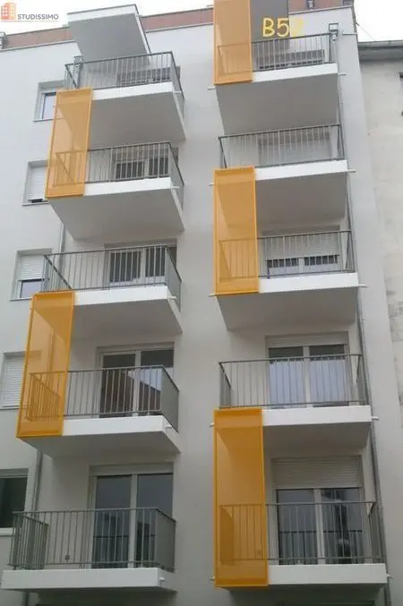 Studio meublé 19m² Strasbourg Neudorf - Balcon, lumineux - Photo 1