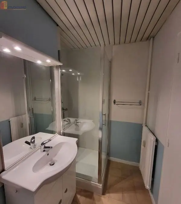 Studio meublé 27m² Clermont-Ferrand - Grand, parking - Photo 1