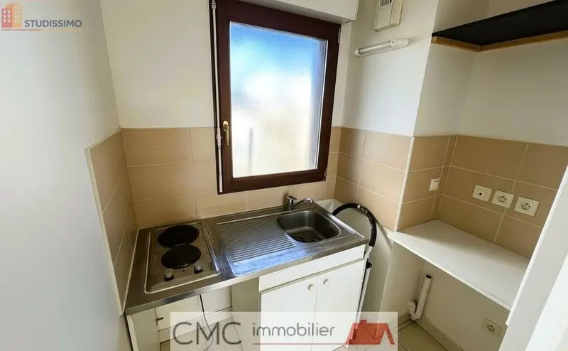Studio 32m² Chartres - Étage élevé, DPE D - Photo 2