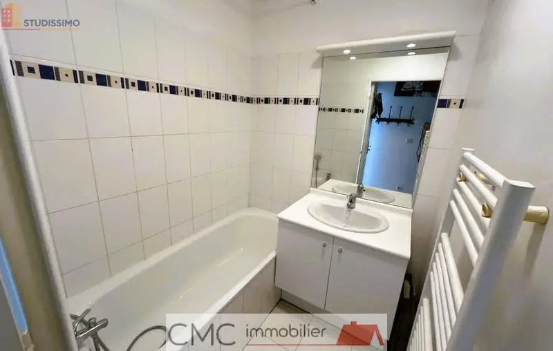 Studio 32m² Chartres - Étage élevé, DPE D - Photo 1
