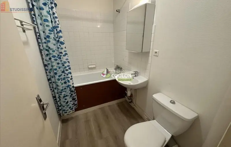 Studio 28m² Clermont-Ferrand 63000 - Étage 3, DPE D - Photo 3