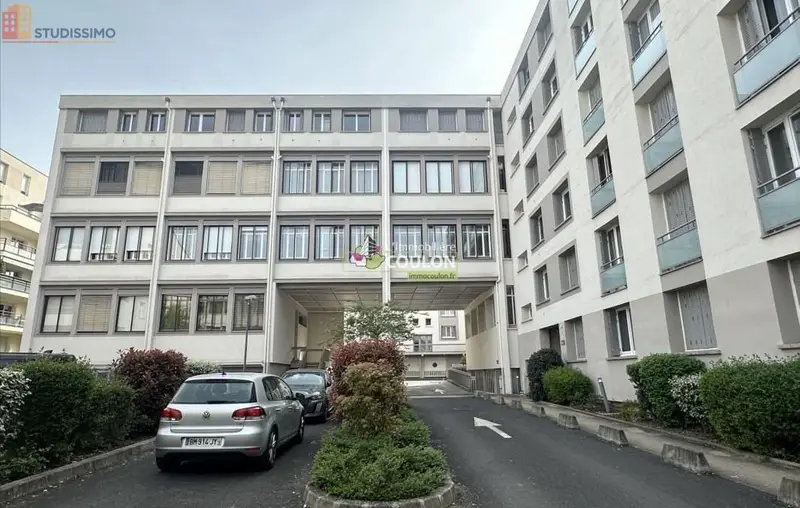 Studio 28m² Clermont-Ferrand 63000 - Étage 3, DPE D - Photo 1