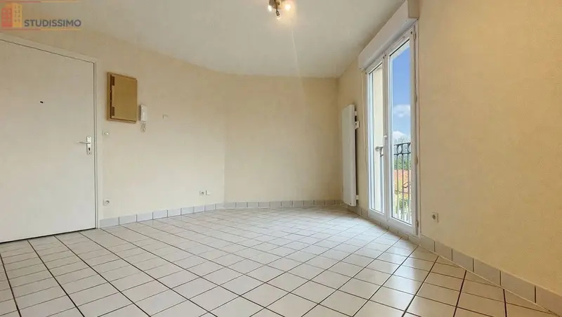 Studio 21m² Chartres 28000 - Photo 3