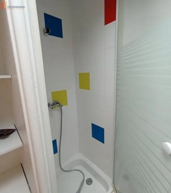 Studio meublé 22m² Clermont-Ferrand 63000 - Lumineux, dernier étage - Photo 1