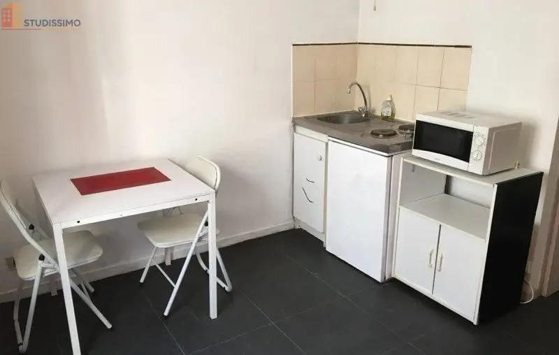 Studio meublé 14m² Clermont-Ferrand 63000 - Meublé, dernier étage - Photo 1