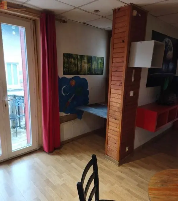 Studio meublé 24m² La Bourboule - Meublé, 1er étage - Photo 2