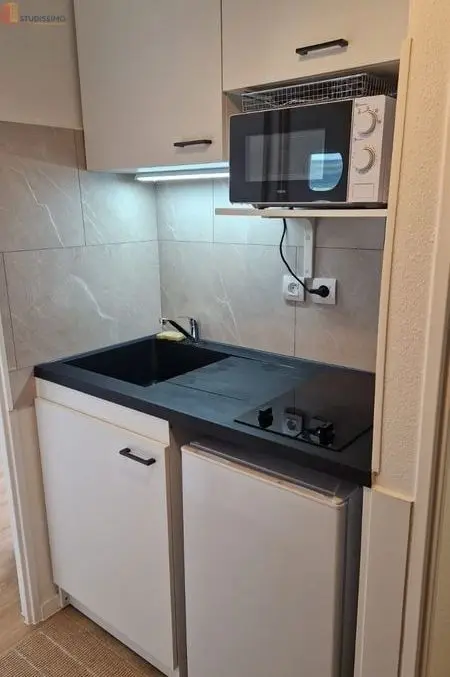 Studio meublé 20m² Clermont-Ferrand centre - 5e étage, lumineux - Photo 2