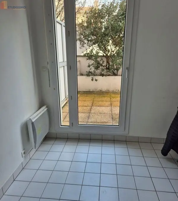 Studio 25m² Clermont-Ferrand centre - Proche commerces, lumineux - Photo 8