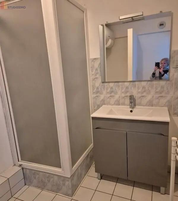 Studio 25m² Clermont-Ferrand centre - Proche commerces, lumineux - Photo 7