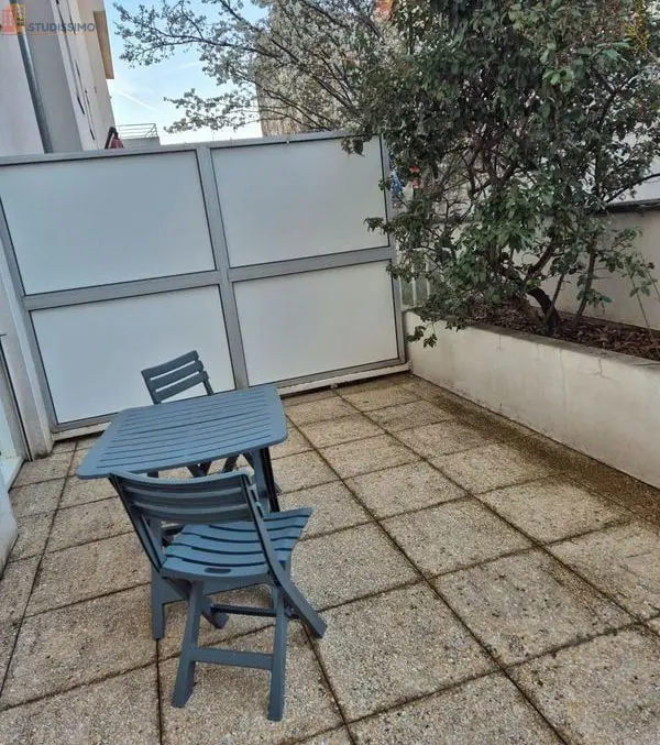 Studio 25m² Clermont-Ferrand centre - Proche commerces, lumineux - Photo 6
