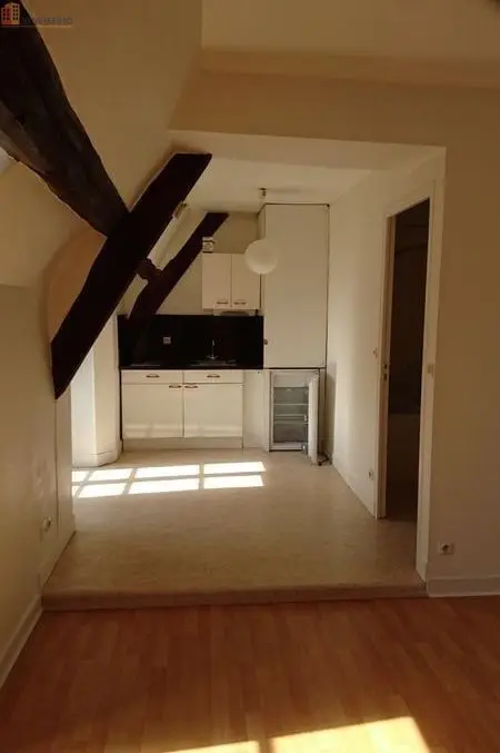 Studio 24m² Chartres centre-ville - Étage élevé, coeur de ville - Photo 2