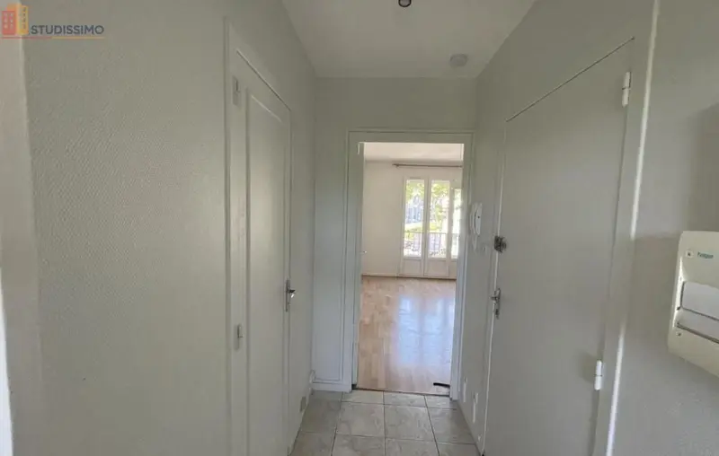 Studio 27m² Clermont-Ferrand 63000 - Photo 3