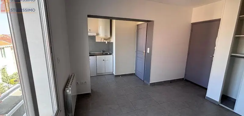 Studio 18m² Clermont-Ferrand 63 - Étage 2, DPE D - Photo 1