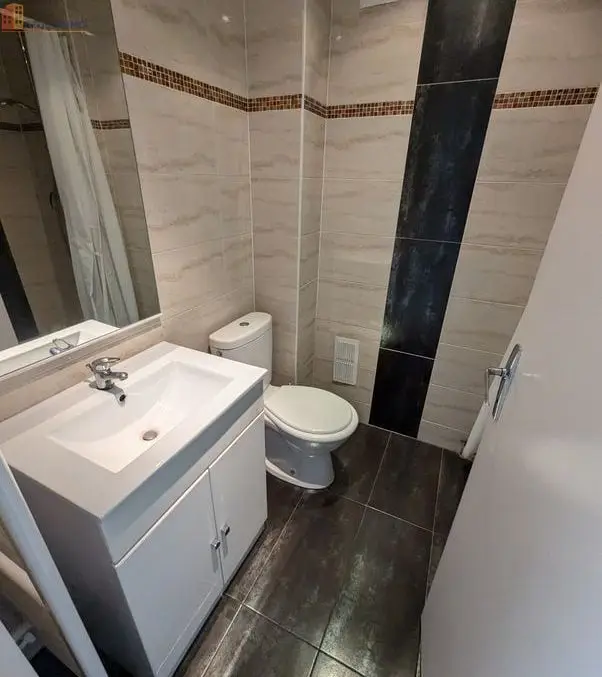 Studio meublé 25m² Strasbourg 67100 - Proche tram, dernier étage - Photo 1