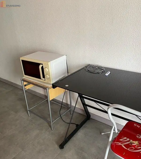 Studio meublé 19m² Clermont-Ferrand 63000 - Meublé, 2e étage - Photo 2
