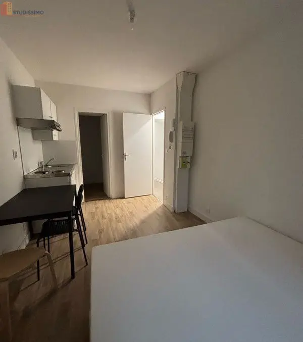Studio meublé 22m² Clermont-Ferrand 63000 - Proche fac, meublé - Photo 2