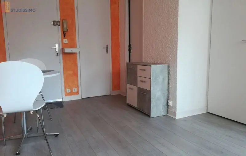 Studio meublé 22m² Clermont-Ferrand 63000 - Calme, proche fac - Photo 2